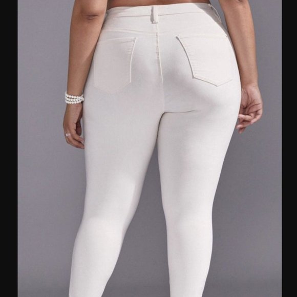 YMI HyperStretch Mid-Rise Skinny Jeans- Gardenia color - Picture 3 of 7